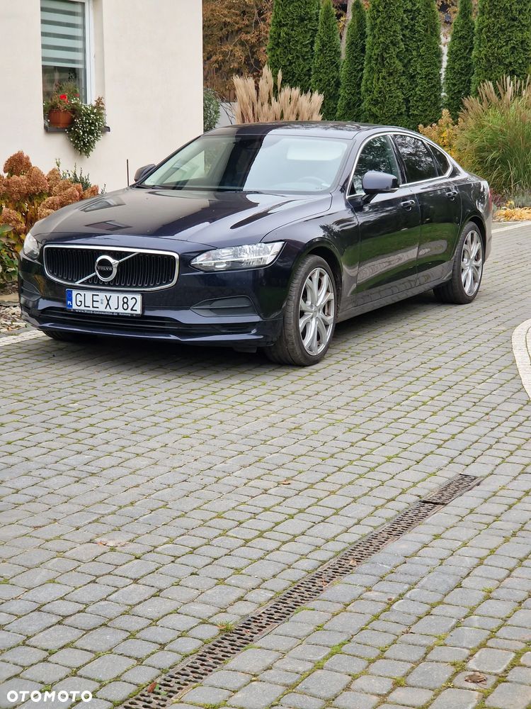 Volvo S90 - 1