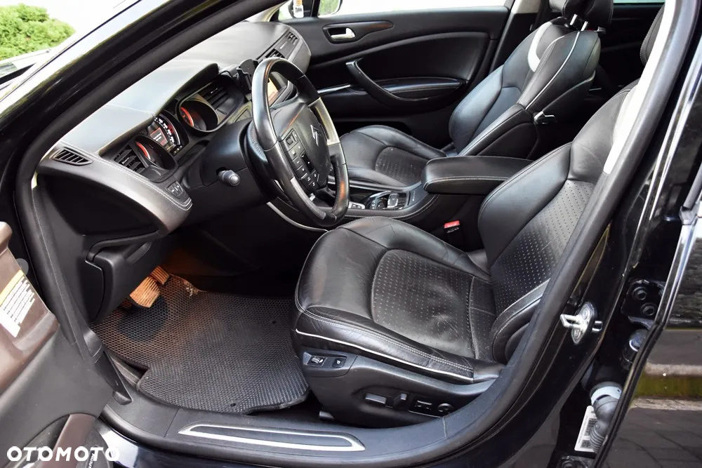 Citroën C5 Tourer V6 HDi 240 Biturbo FAP Exclusive - 6