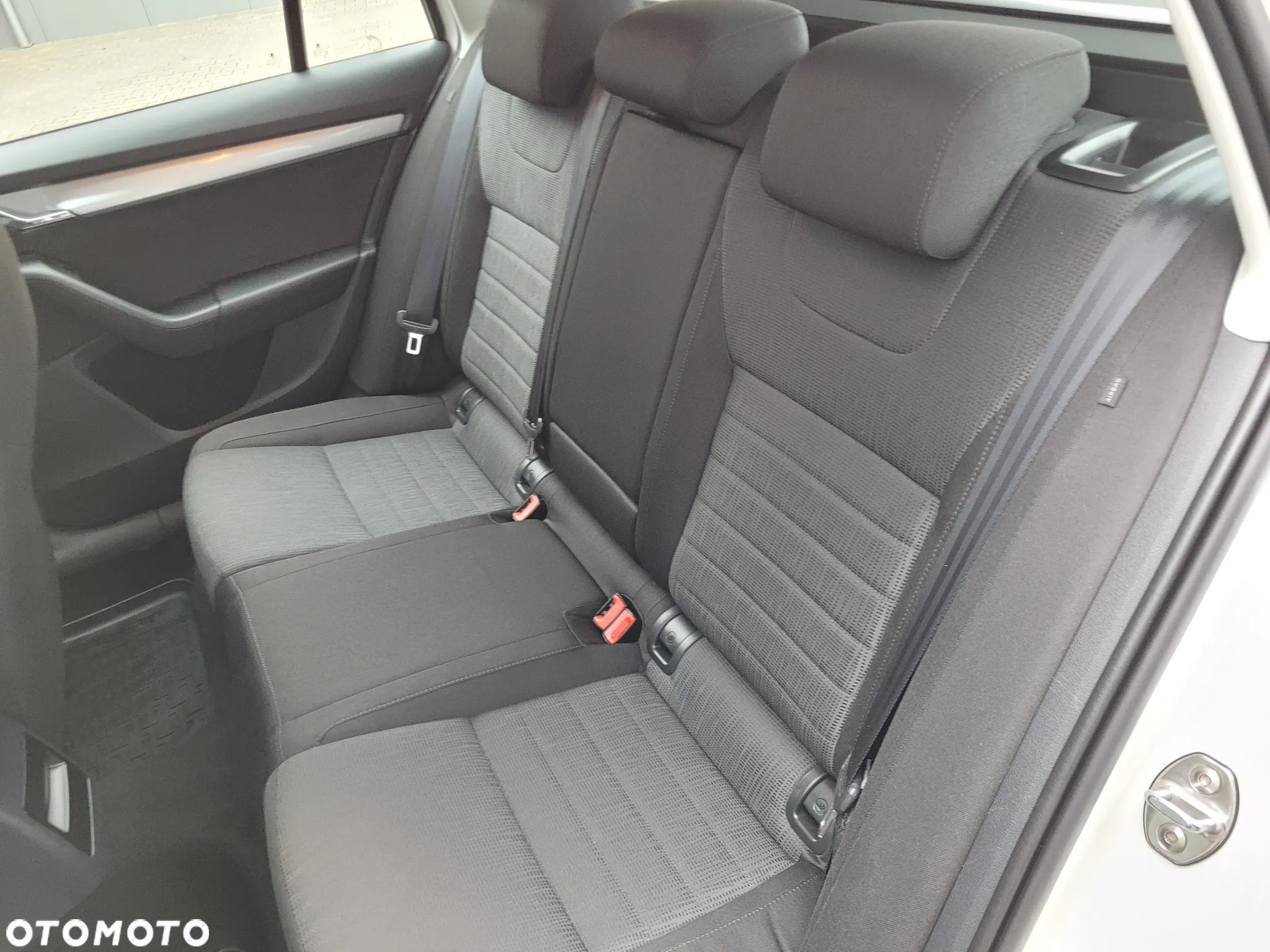 Skoda Octavia 2.0 TDI Elegance DSG - 17