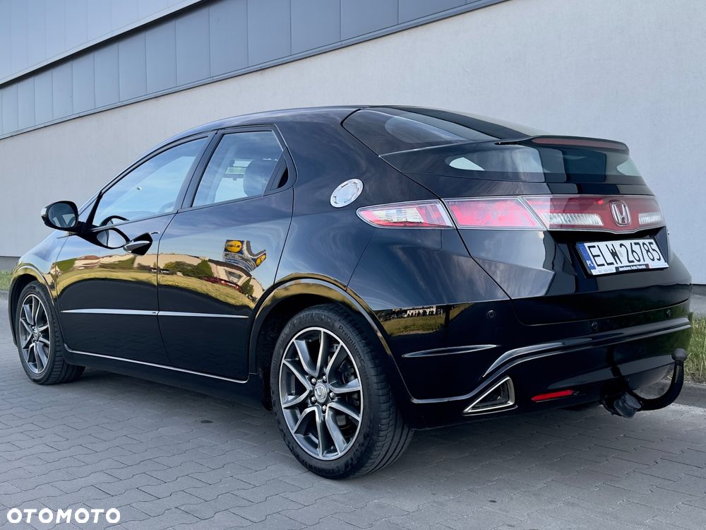 Honda Civic 1.8i-VTEC Sport - 24