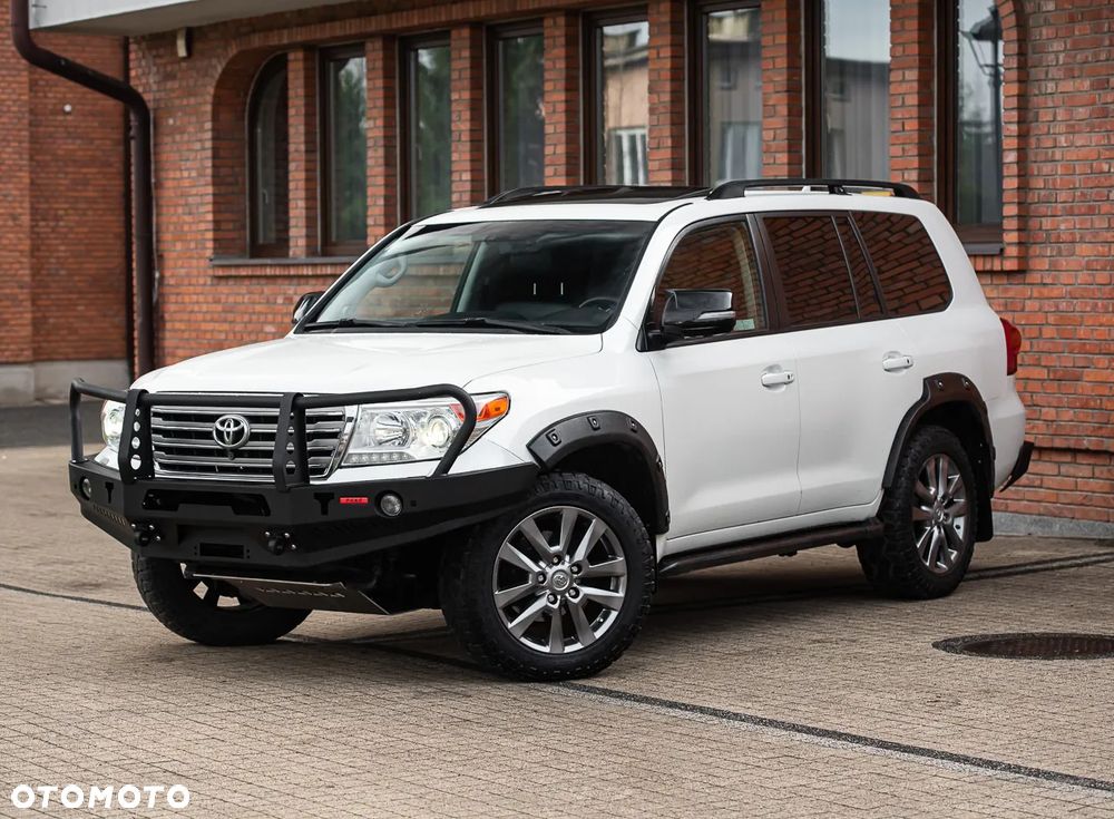 Toyota Land Cruiser - 6