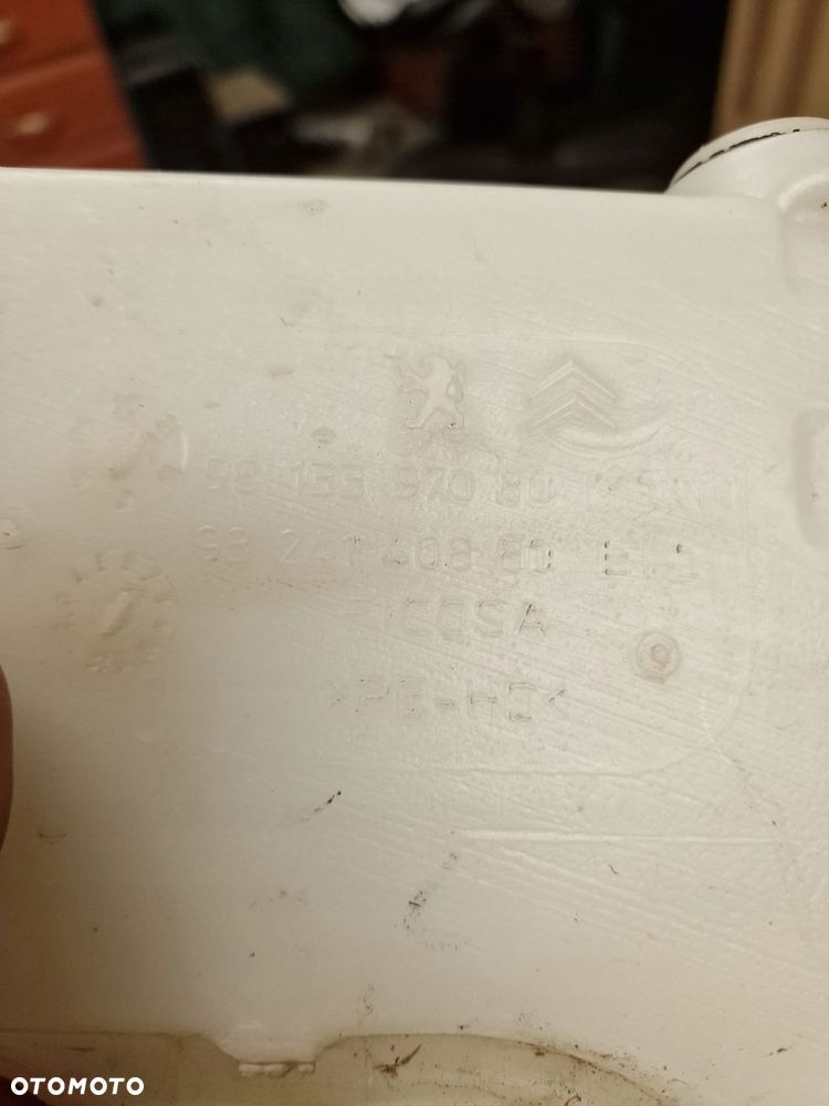 zbiornik spryskiwaczy z pompką peugeot 508 9813397080 - 3