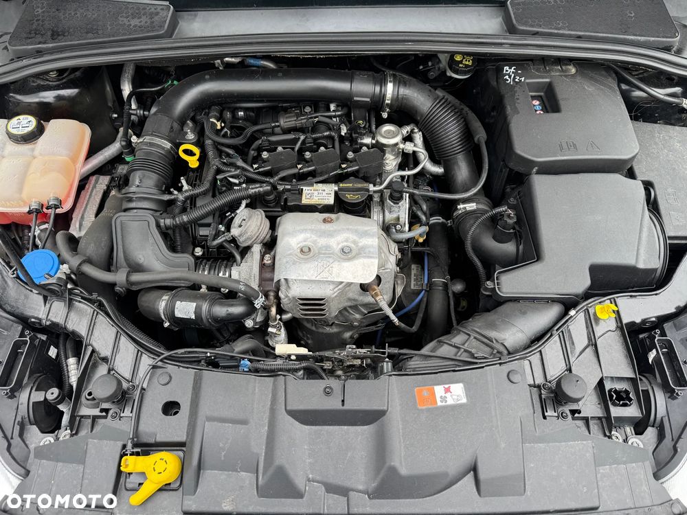 Ford Focus 1.0 EcoBoost Titanium - 38