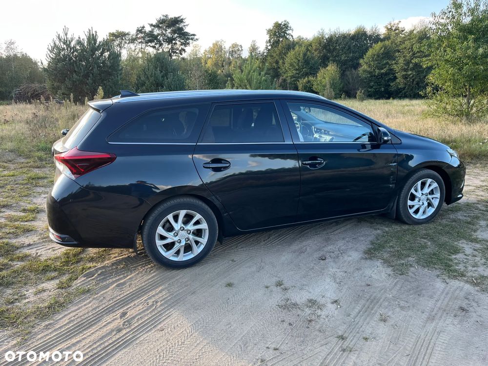Toyota Auris 1.6 Comfort - 9