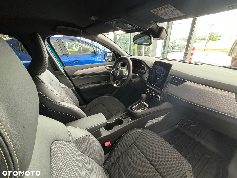Renault Arkana 1.6 E-TECH Techno MMT - 16