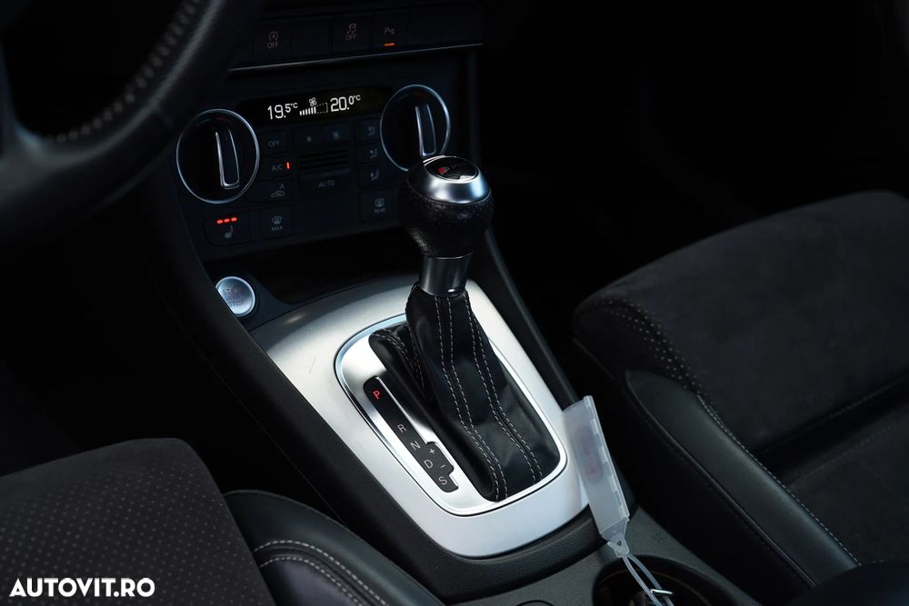Audi Q3 2.0 TDI Quattro S tronic design - 12