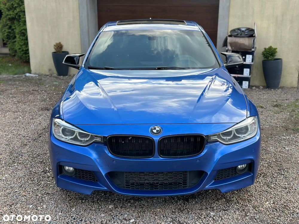 BMW Seria 3 335i xDrive - 10