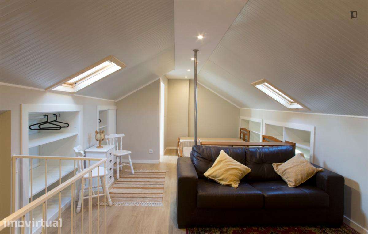 Quarto - localizado em Pontinha Lisbon - Grande imagem: 2/13