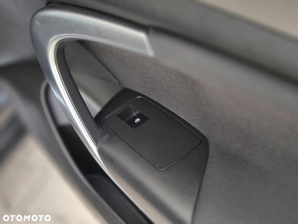 Opel Insignia - 15
