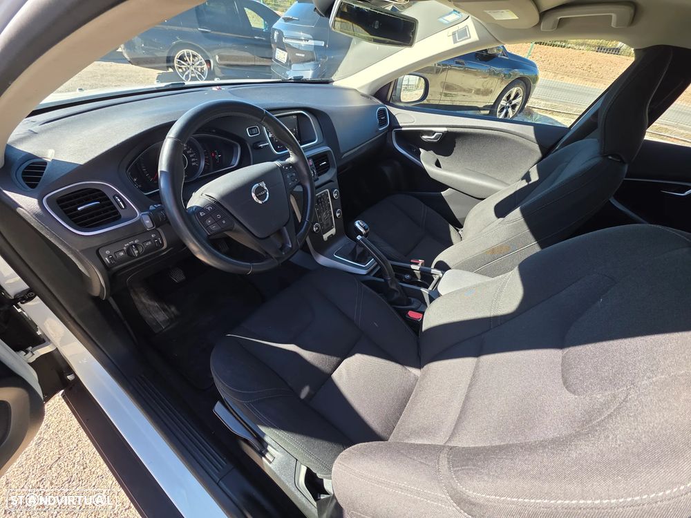 Volvo V40 - 11