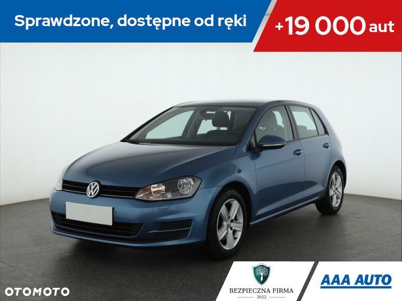 Volkswagen Golf - 2