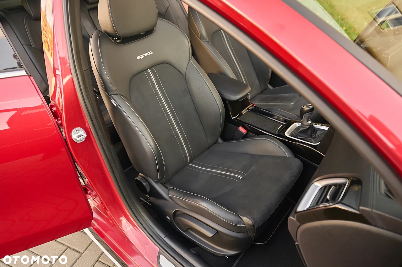 Kia ProCeed 1.4 T-GDI GT Line - 24