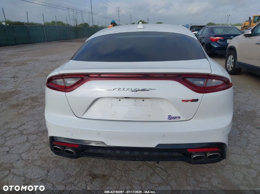Kia Stinger 2.0 T-GDI GT Line - 8
