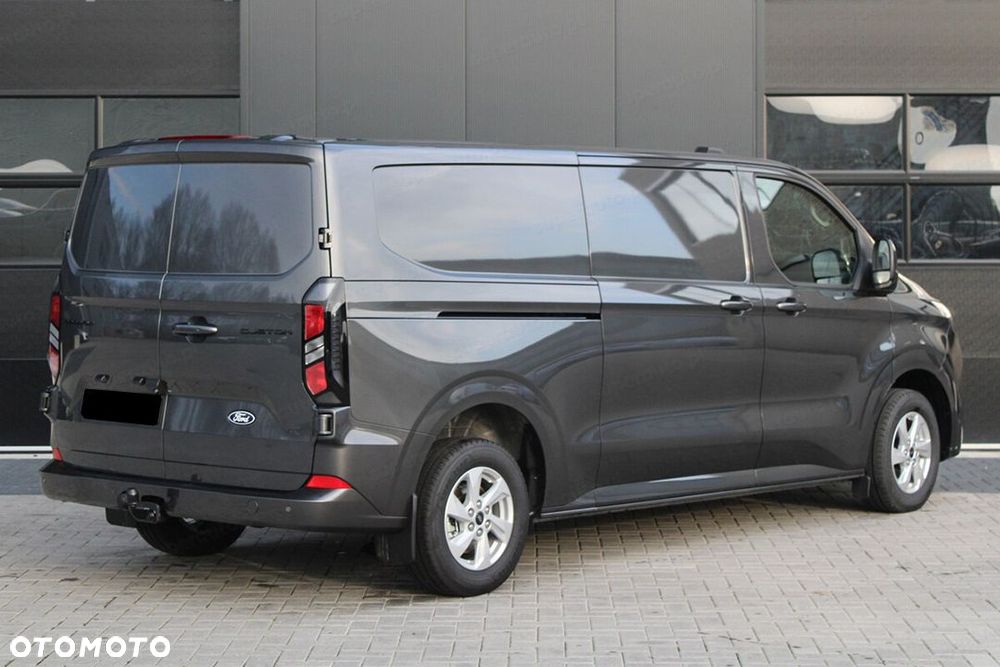 Ford Transit Custom 320 L2H1 Limited 2.0 150KM - 8