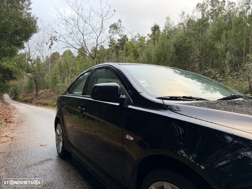 Mitsubishi Lancer 2.0 DI-D Intense + Pk Co. FPF - 16