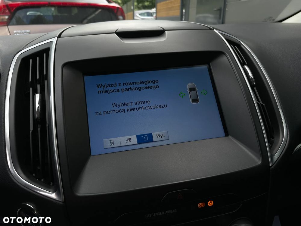 Ford S-Max 2.0 EcoBoost Titanium - 27