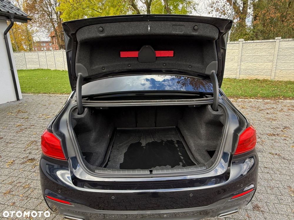 BMW Seria 5 520d xDrive M Sport sport - 23