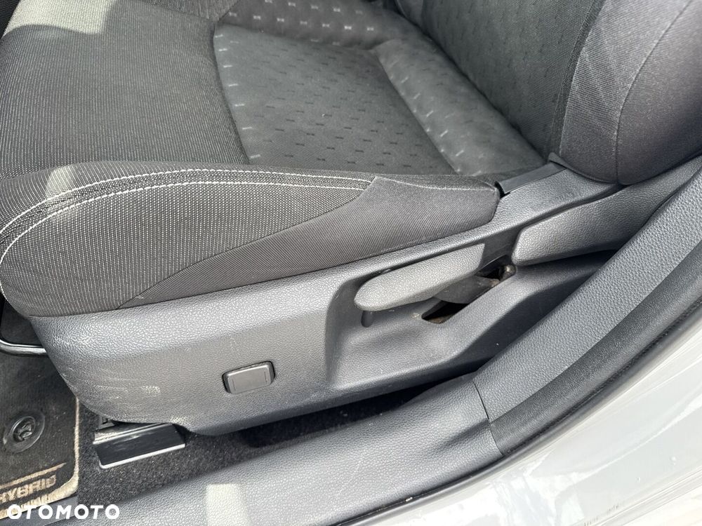 Toyota Corolla 2.0 Hybrid Comfort - 27