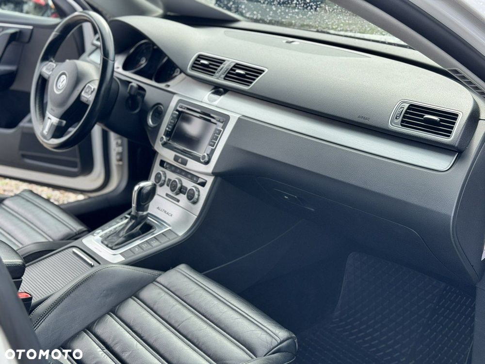 Volkswagen Passat Alltrack - 32