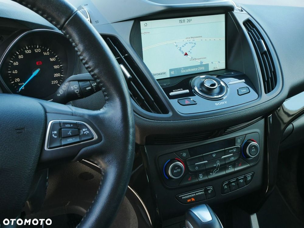 Ford Escape 2.0 EcoBoost AWD Titanium - 23