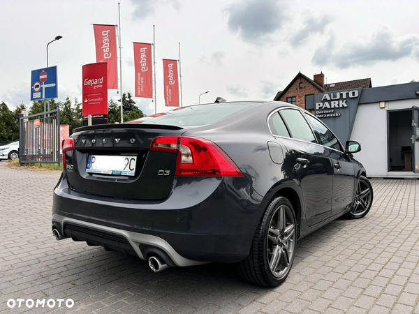 Volvo S60 D3 R-Design Kinetic