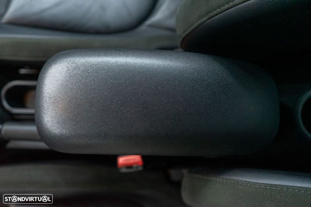 MINI 3 Portas John Cooper Works Auto Desportiva - 29