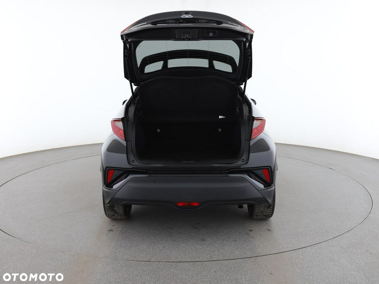 Toyota C-HR 1.8 Hybrid Business - 19