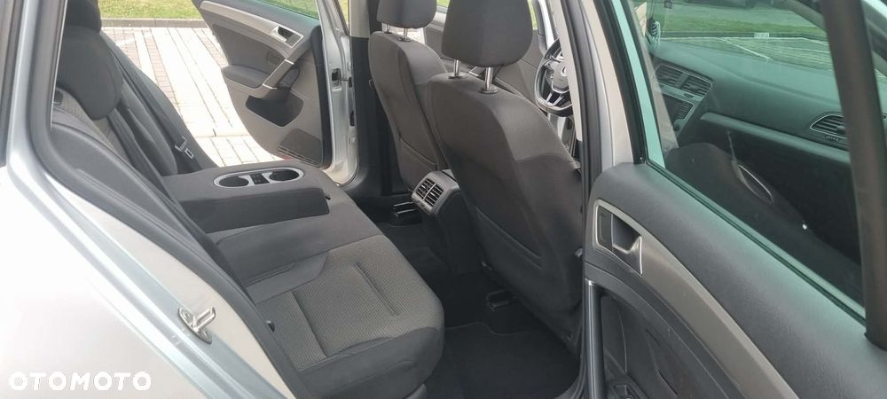 Volkswagen Golf 1.2 TSI BlueMotion Technology DSG Comfortline - 20