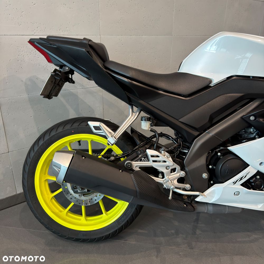 Yamaha YZF - 6