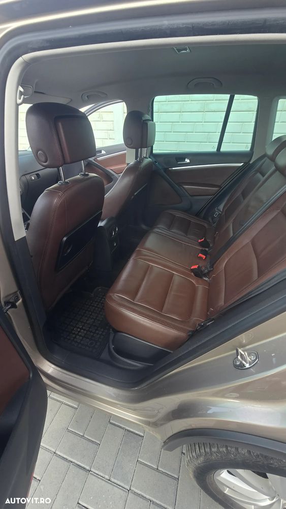 Volkswagen Tiguan - 9