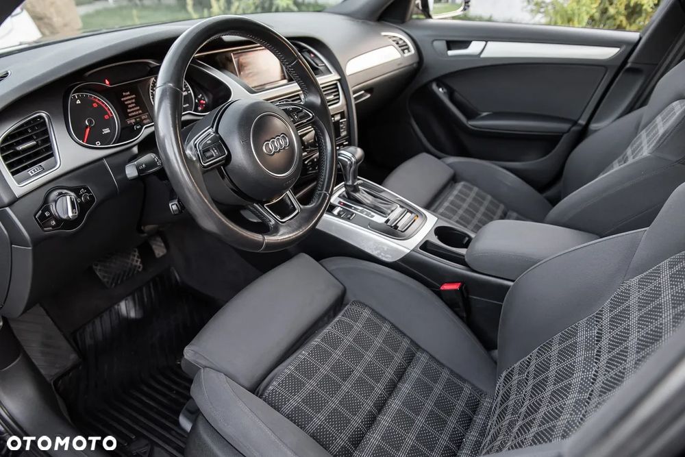 Audi A4 Avant 2.0 TDI DPF quattro S tronic S line Sportpaket - 15