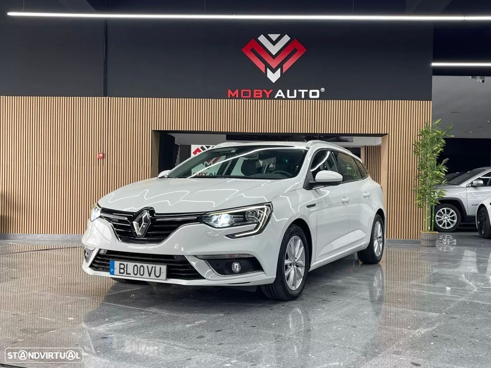 Renault Mégane Sport Tourer 1.5 Blue dCi Limited EDC — photo 3