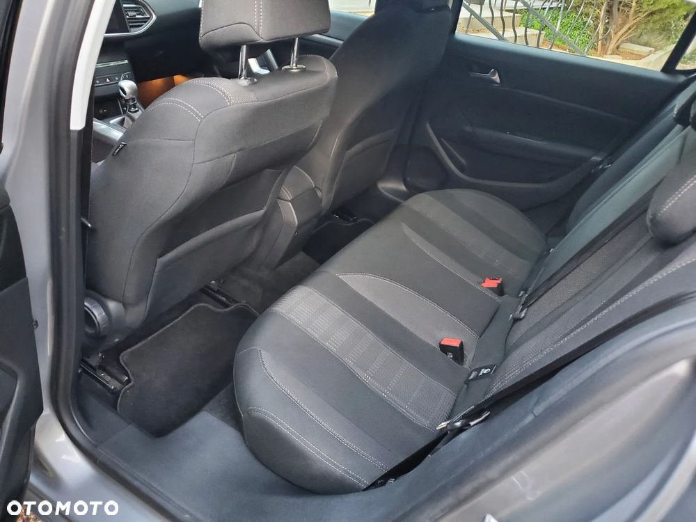 Peugeot 308 130 e-THP Stop & Start Allure - 15