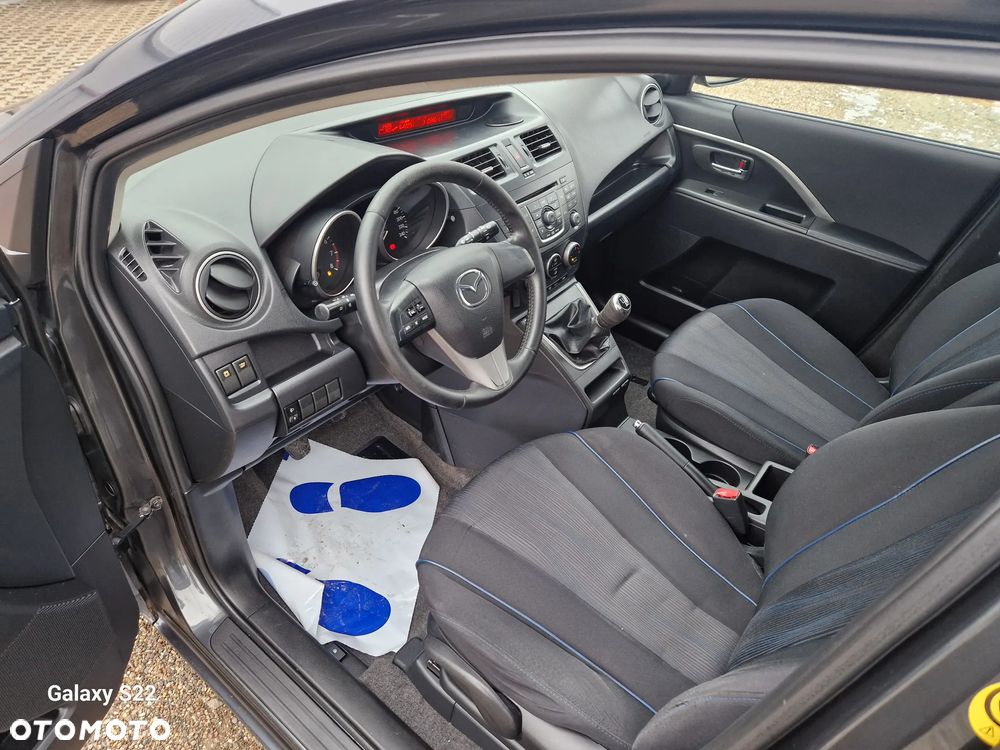 Mazda 5 - 9