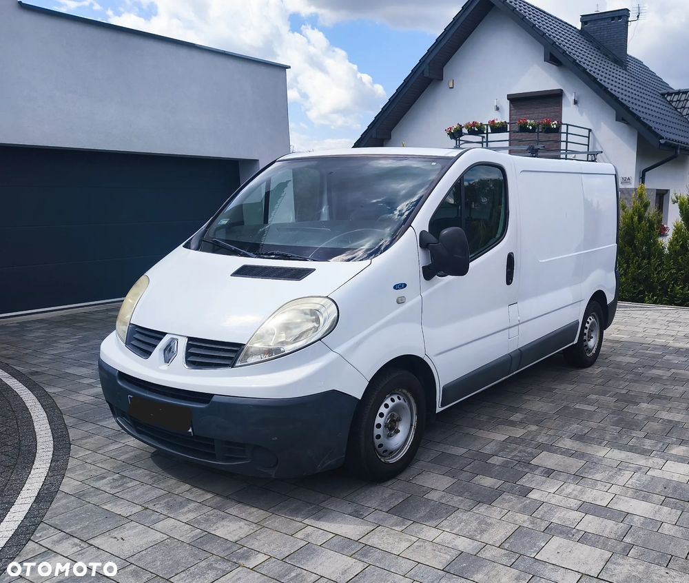 Renault Trafic - 1