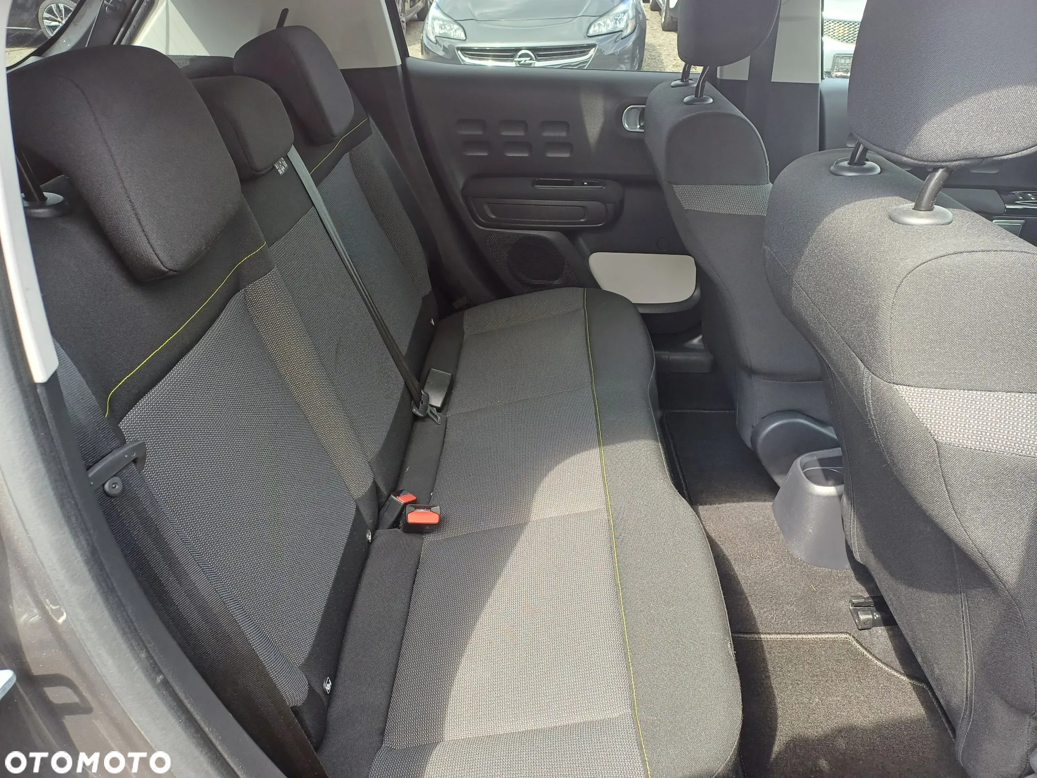 Citroën C3 1.2 PureTech GPF Shine S&S EAT6 - 11