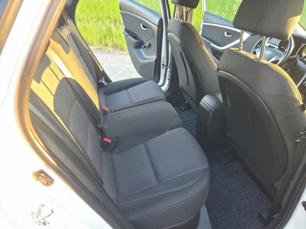 Hyundai i30 1.4 Comfort - 17