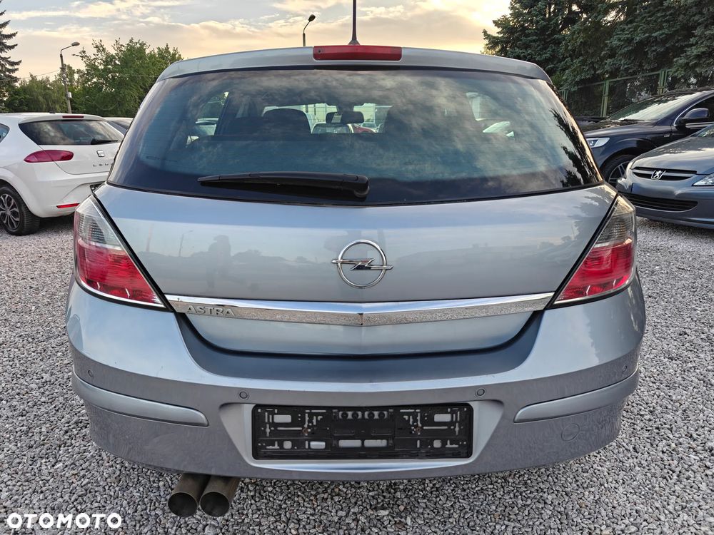 Opel Astra - 32