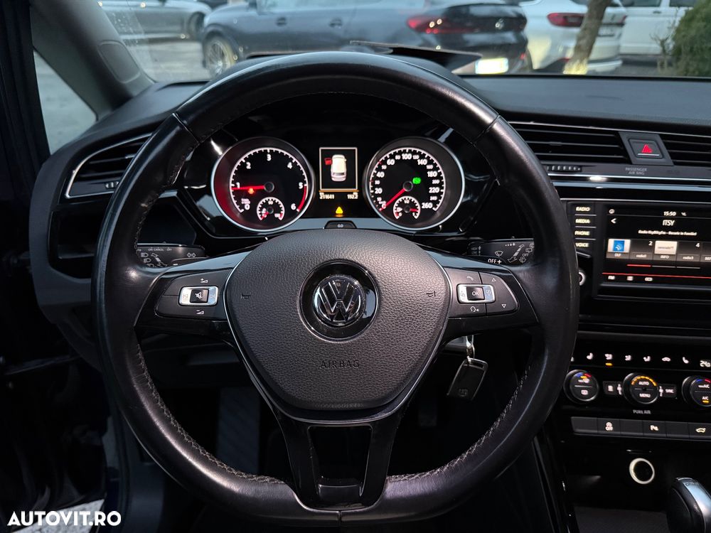 Volkswagen Touran 2.0 TDI SCR DSG Highline - 40