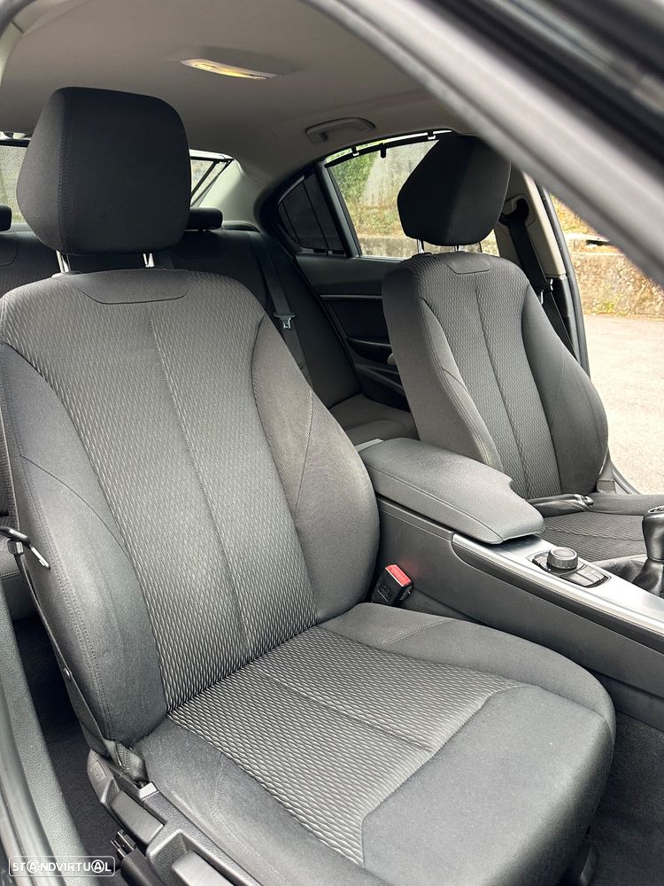 BMW 318 d Line Modern - 10