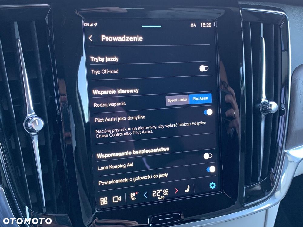 Volvo V90 Cross Country - 40