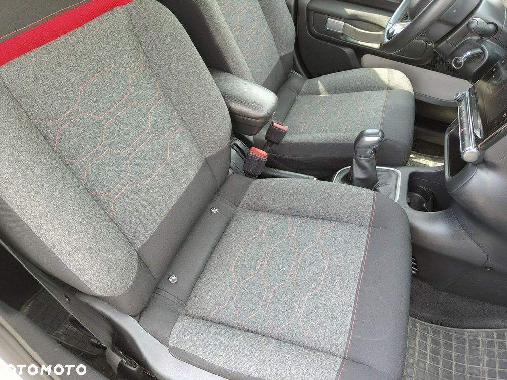 Citroën C3 1.2 PureTech GPF Shine - 12