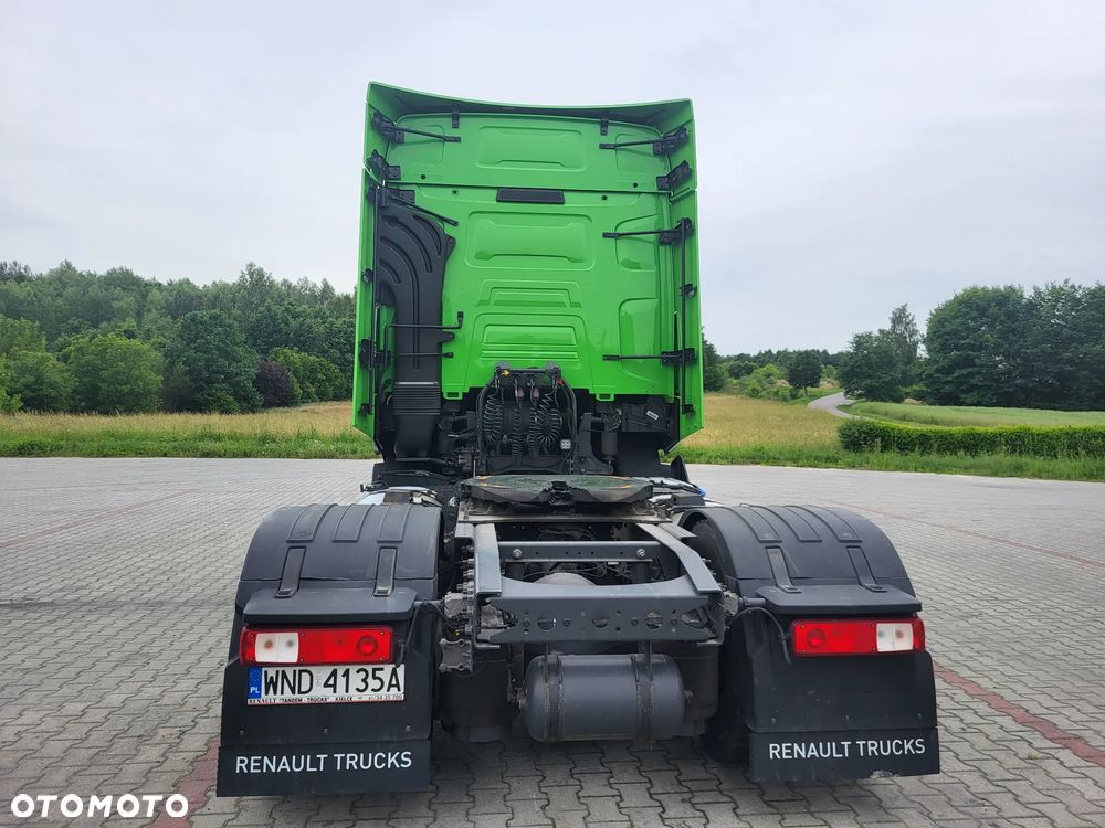 Renault T480 - 12