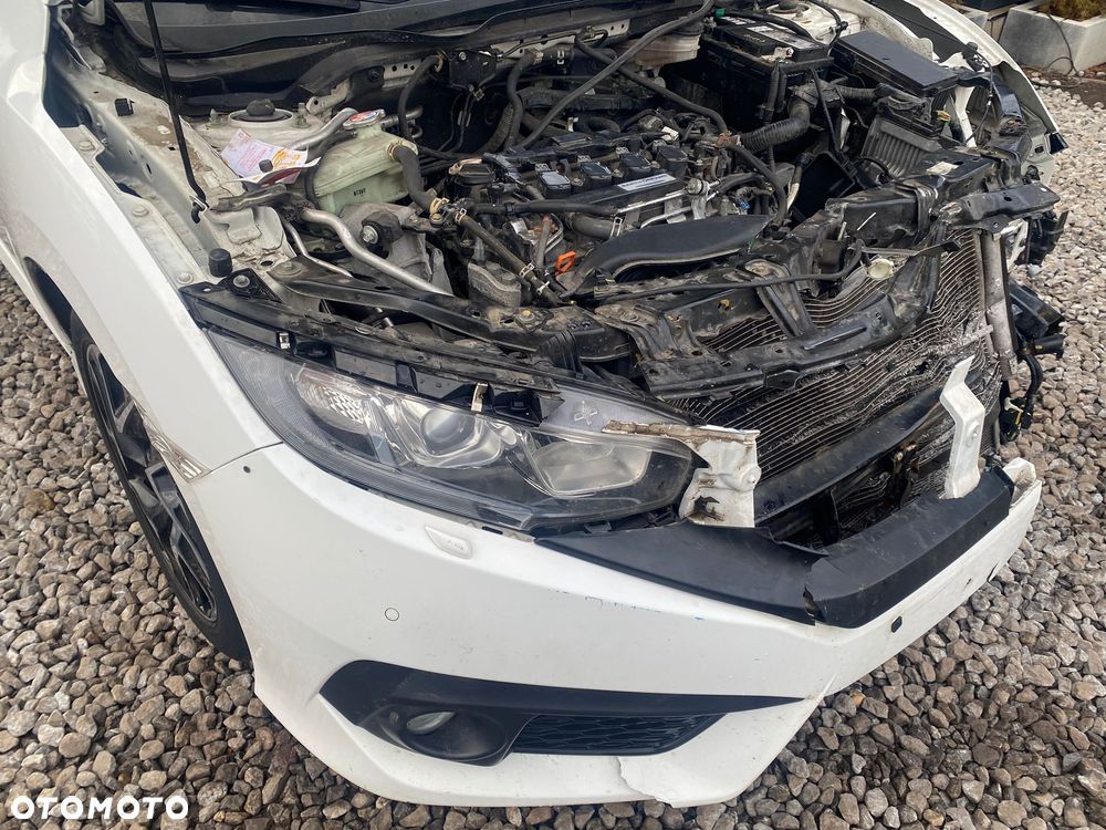Honda Civic 1.5 T Elegance CVT - 6