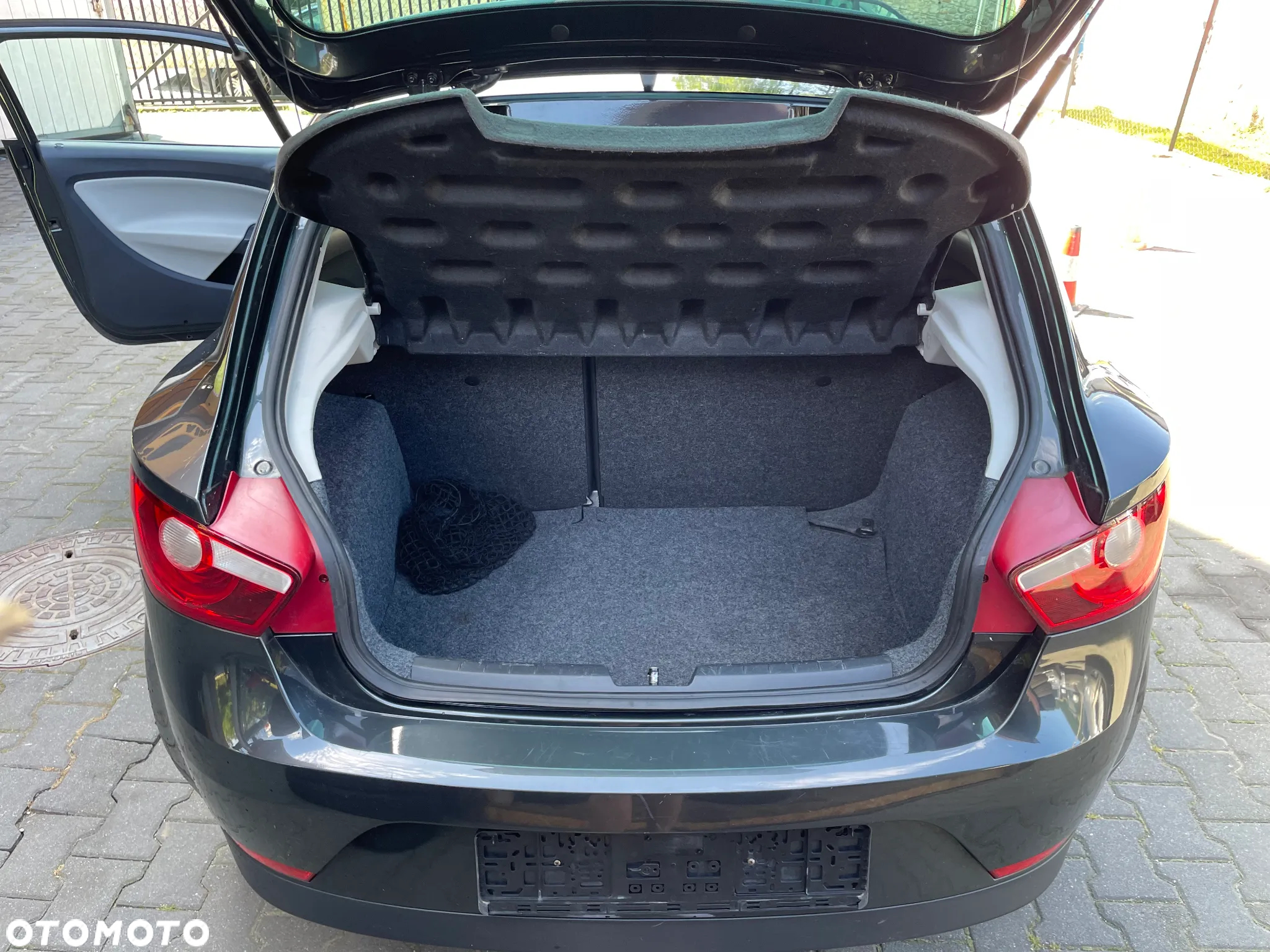 Seat Ibiza SC 1.6 16V Sport - 10