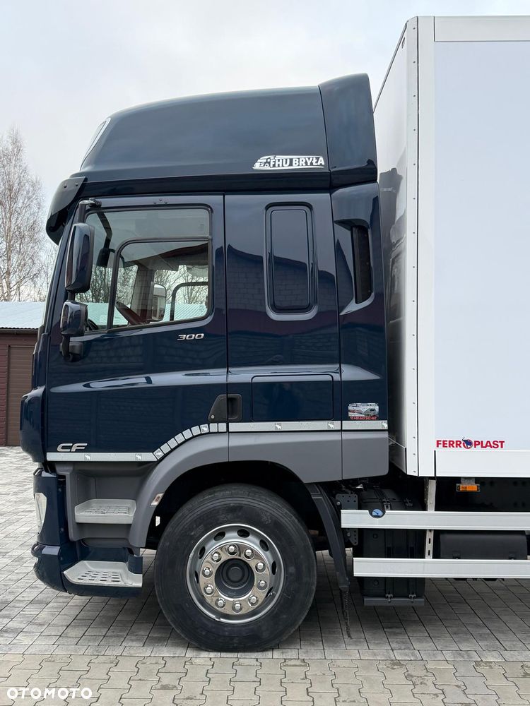 DAF CF 300 / E6 / ACC / SILNIK 10 837 cm3 / IZOTERMA+ WINDA/ 18 PALET  / 2020ROK / RETARDER / SPROWADZONY / JAK NOWA - 24