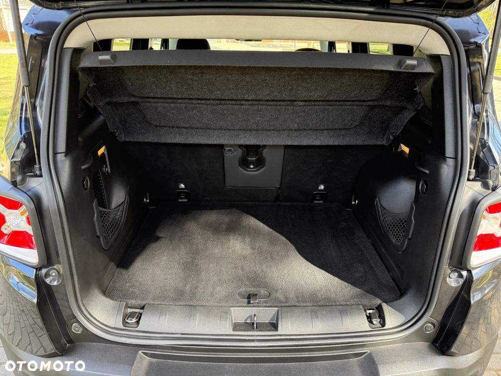 Jeep Renegade - 16