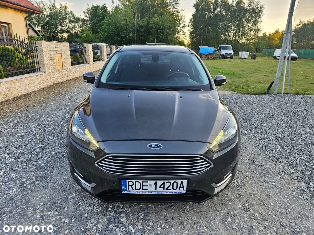 Ford Focus 1.6 TDCi DPF Titanium - 2