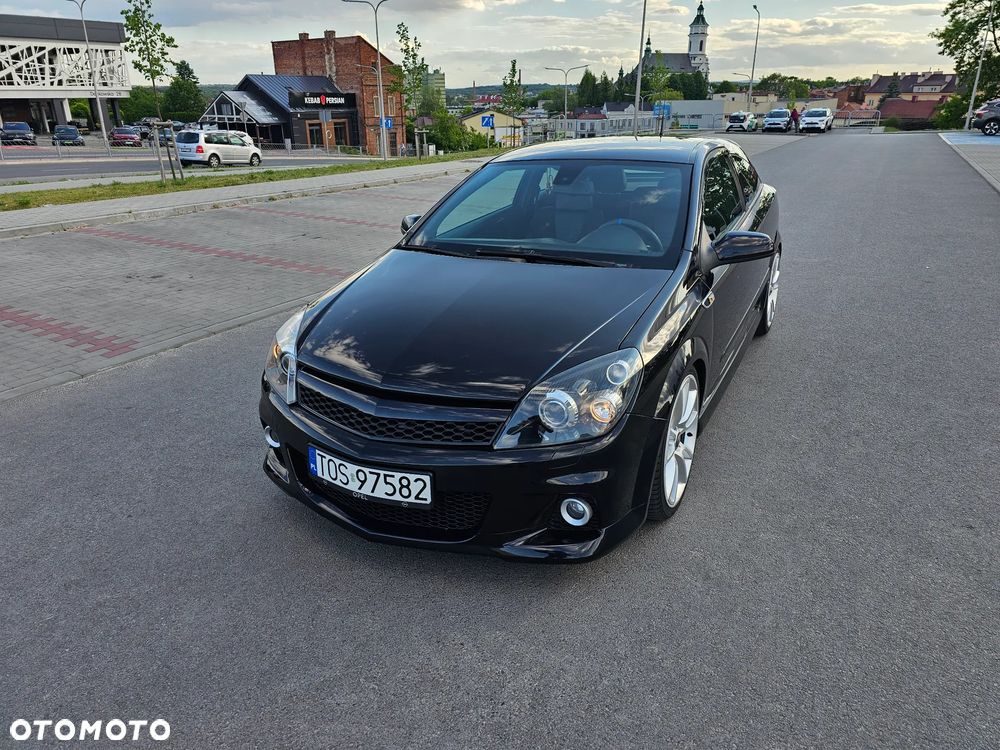 Opel Astra 2.0 T OPC - 1