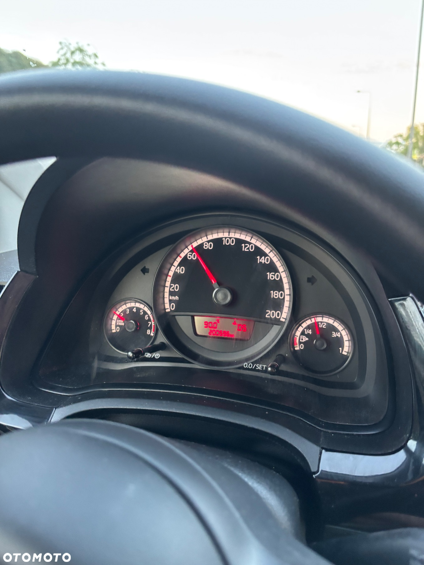 Volkswagen up! - 6